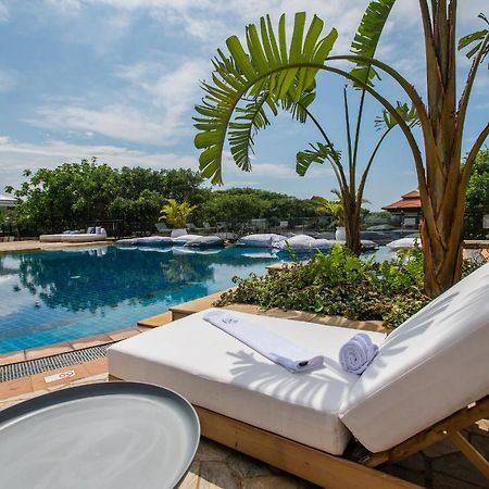 The Capital Zimbali Hotel Ballito Exterior photo The pool at the hotel